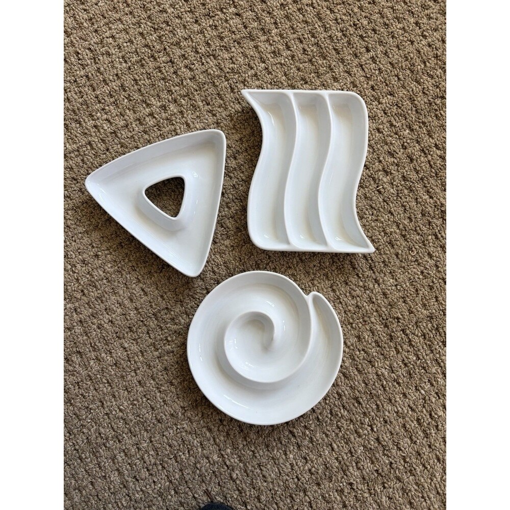 Crate and Barrel White Geometric Ceramic Serving Plate Set, Three-Piece